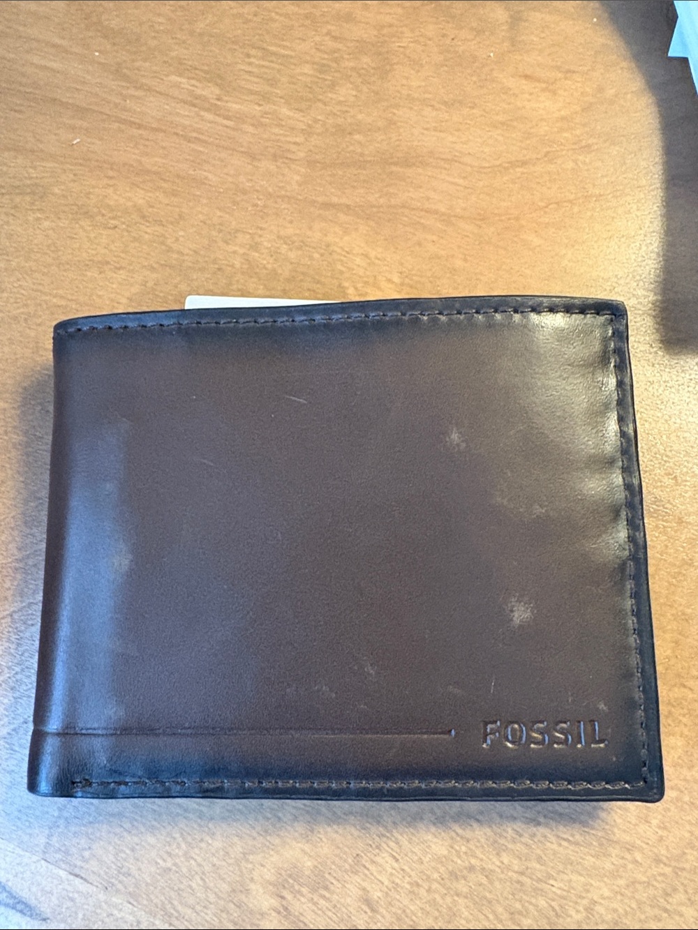 Fossil Allen RFID Traveler Dark Brown Leather Men's Wallet - NWT - some scuffing